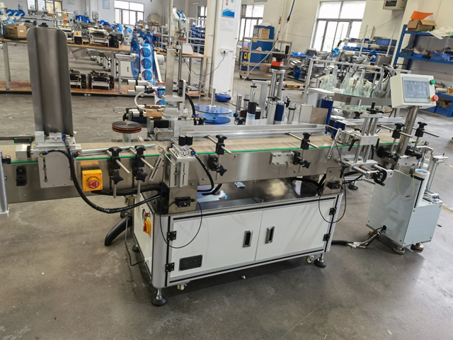 تفاصيل ماكينة الوسم (2).jpg