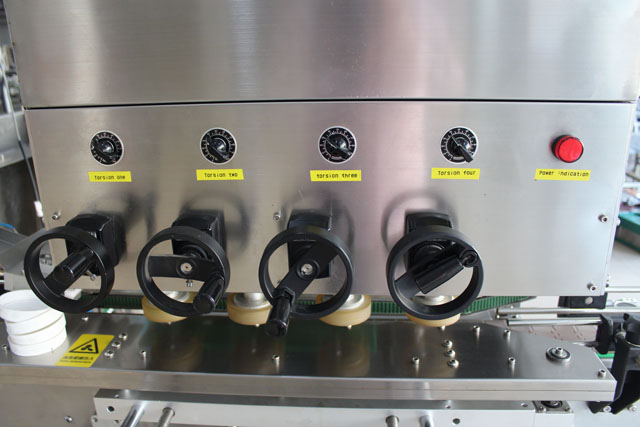 آلة تغطية مع رفع (2).JPG