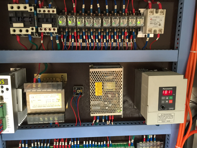 حشو وختم الأنابيب.jpg