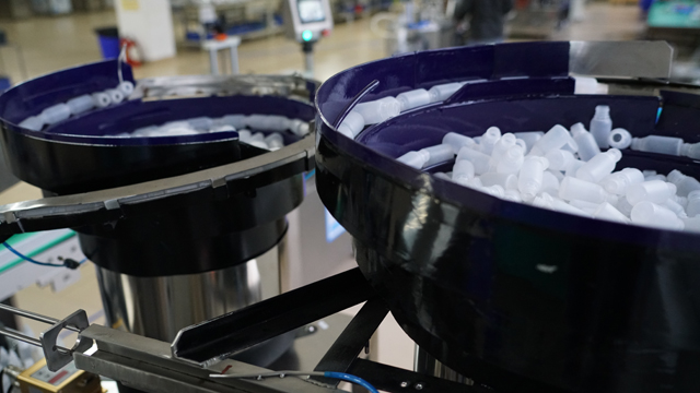 وحدة تغذية الزجاجات.jpg