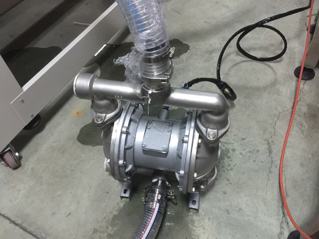 مضخة نقل لمواد التعبئة (1).JPG