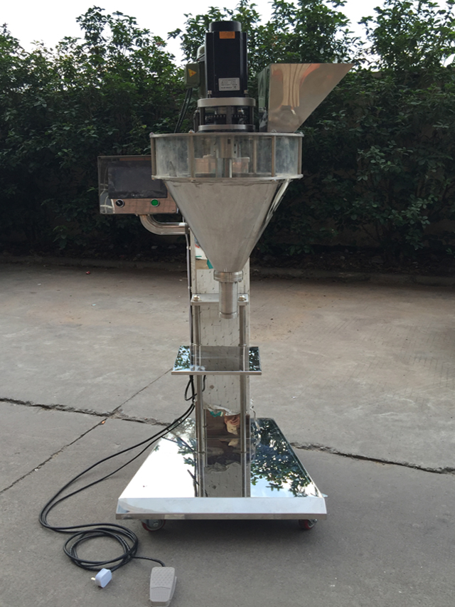 main body of auger filling machine مصنع حشو الدقيق.jpg