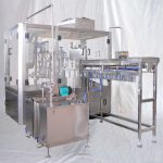 آلة تعبئة وتغطية عصير حليب الصويا بفوهة أوتوماتيكية