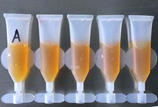 عينات أنابيب شريطية مملوءة ومختومة.jpg