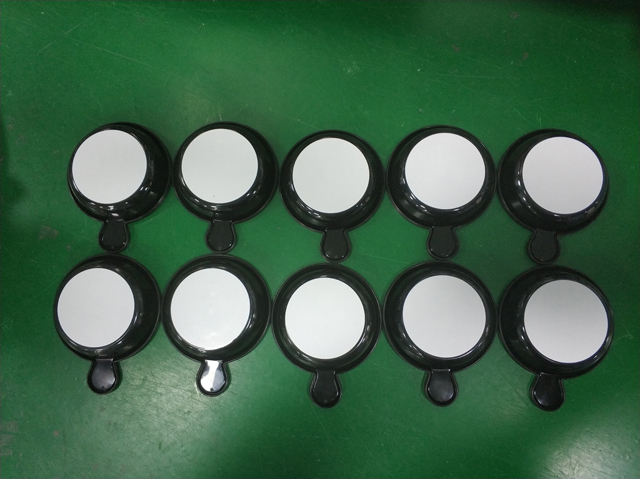 ملصق الغلاف .jpg