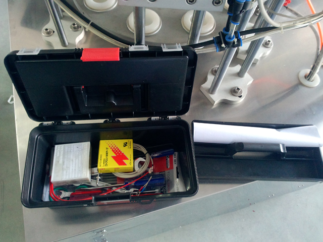 tools boxes for filling sealing machines أدوات لآلات تعبئة وختم الأنابيب.jpg