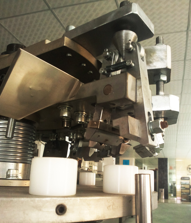 sealer part for metal hose حشوة مانعة للتسرب للأنابيب المعدنية.jpg