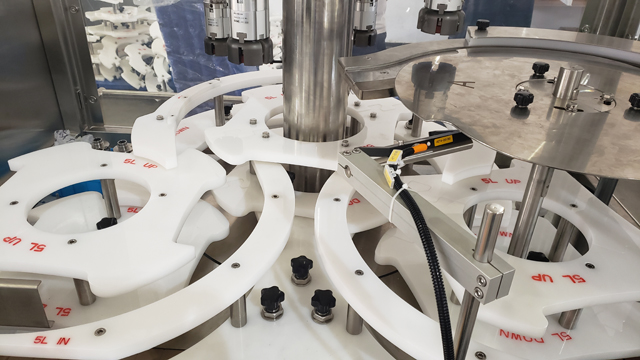 معدات سد البراغي.jpg