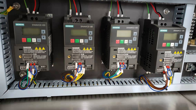 خزانة الكترونيات.jpg