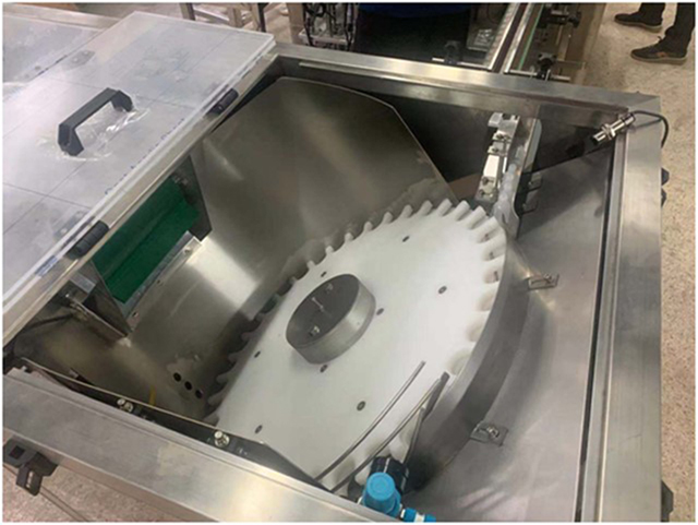 زجاجات فك الرموز.jpg