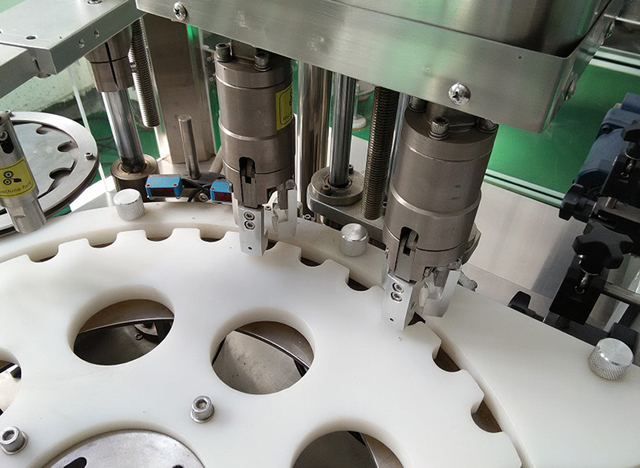 غطاء السيرفو.jpg