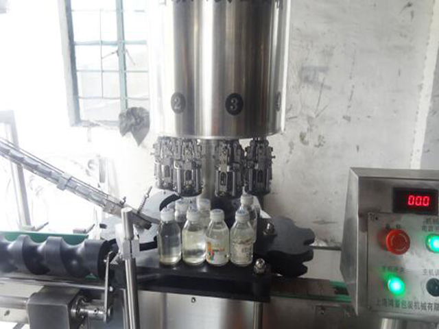 داخل آلات تغطية الروب.jpg