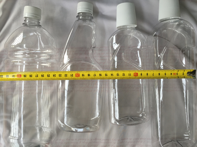 ملصقات وزجاجات.jpg