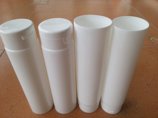 tubes samples sent from indian buyer أنابيب من puneet Garg.jpg