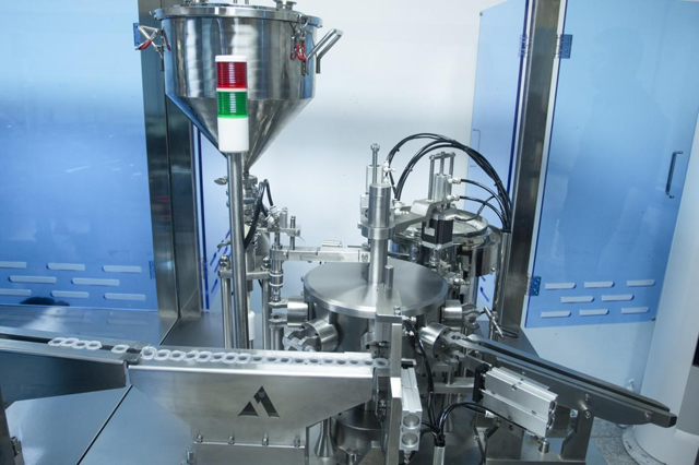 خط تعبئة الحقن (2).jpg