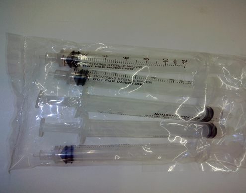 syringes حشوة المحقنة أقرب.jpg
