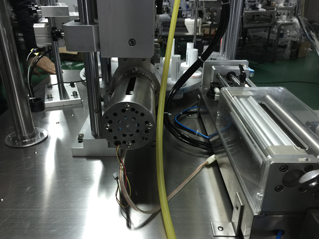 حشوة ختم بالموجات فوق الصوتية لأنابيب المعجون.jpg