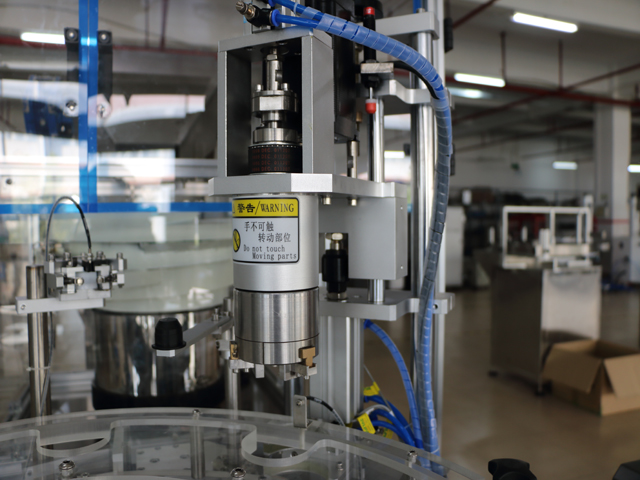 رأس الغطاء لآلة تغطية البراغي.jpg