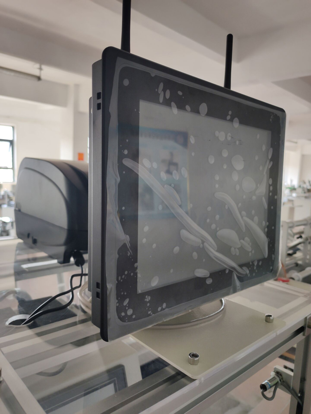 تفاصيل ماكينة طباعة الملصقات على الكابلات والأسلاك (5).jpg