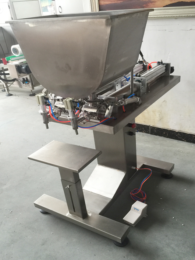 filling machinery الآلات.jpg