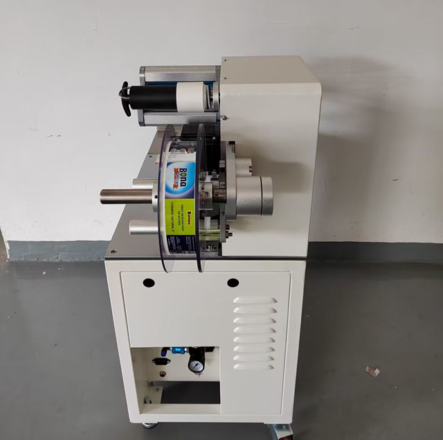 ملصق تعبئة طعام الكلاب (4).jpg