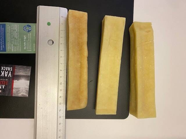 طعام الحيوانات الأليفة.jpg