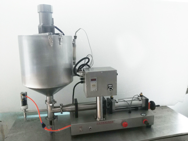 mixing equipments semi automatic معدات الخلط.jpg