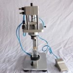 آلة ضغط زجاجات العطور الزجاجية المكتبية الهوائية شبه الأوتوماتيكية