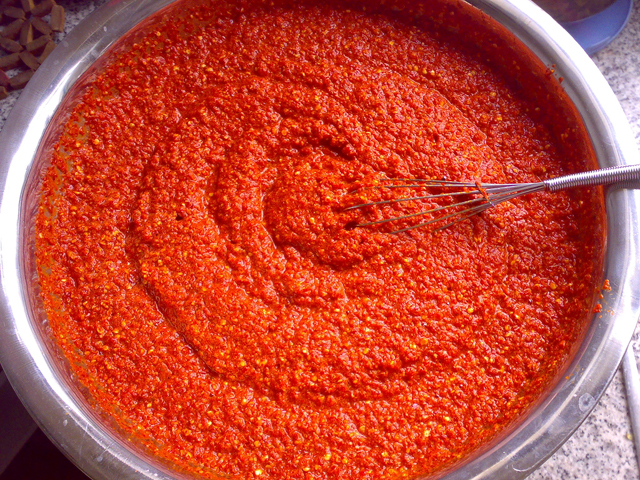 tomato sauce for filling صلصة الفلفل.jpg