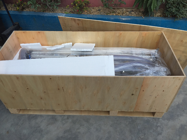 PLY wooden case packing for filling machine آلات تعبئة في صناديق خشبية.jpg