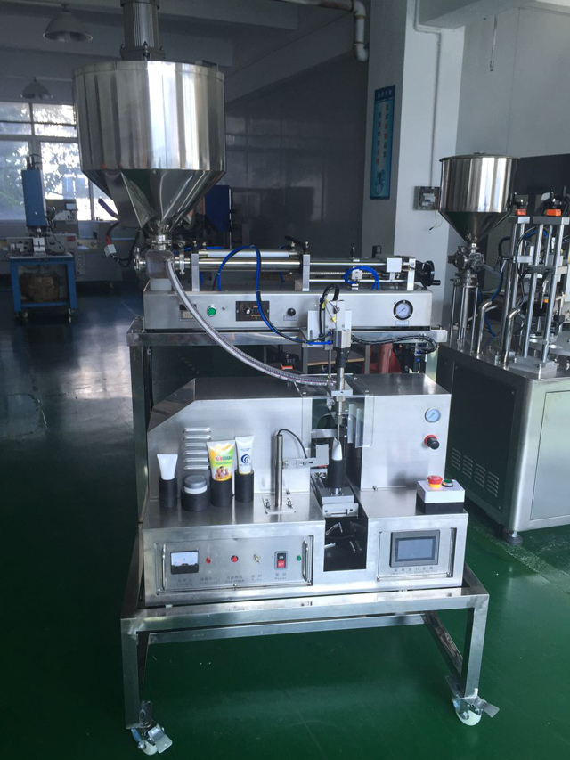 معدات سد أنابيب التعبئة (1).jpg