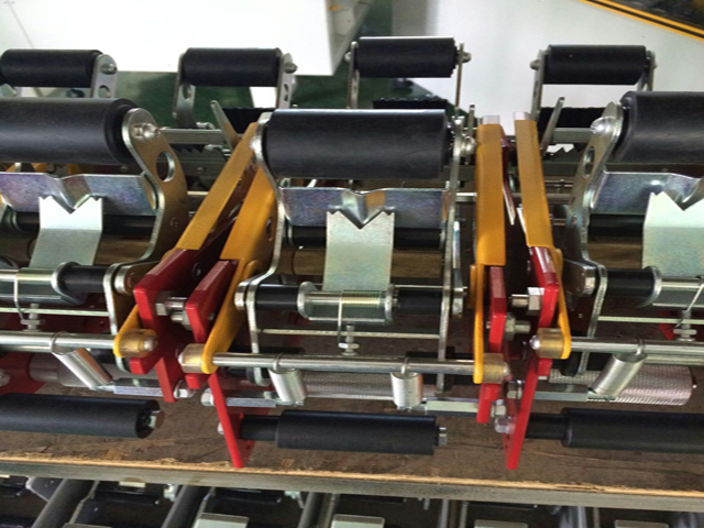 تفاصيل ختم الكرتون.jpg