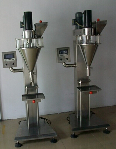 two sets of powder filling machine ready to export اثنان في الصف لآلات التعبئة.jpg