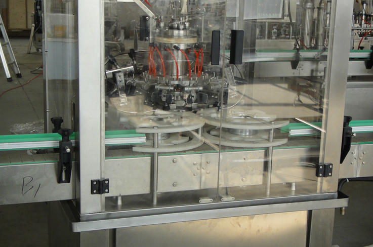 protective cover for bottle washing machine حجرة الحماية .jpg