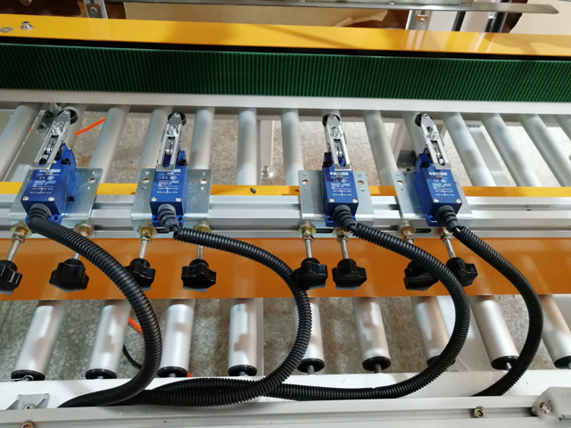 مفتاح رش الغراء.jpg