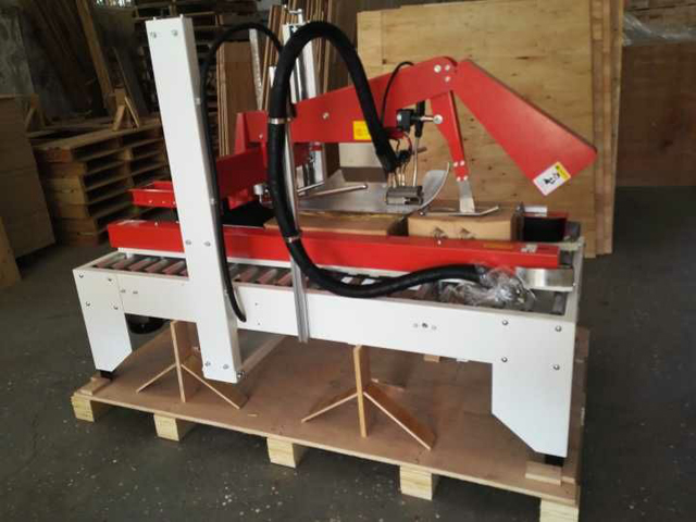 آلة ختم الكرتون بالغراء الساخن