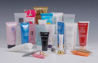 various tubes suitable for the filling sealing machines آلة تعبئة وختم الأنابيب البلاستيكية.jpg