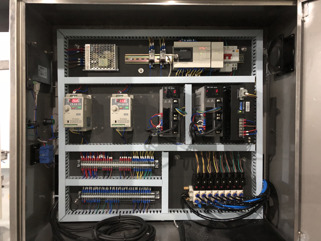 لوحة كهربائية.JPG